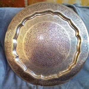 ANGLO-INDIAN ROUND BRASS TRAY WALL HANGING